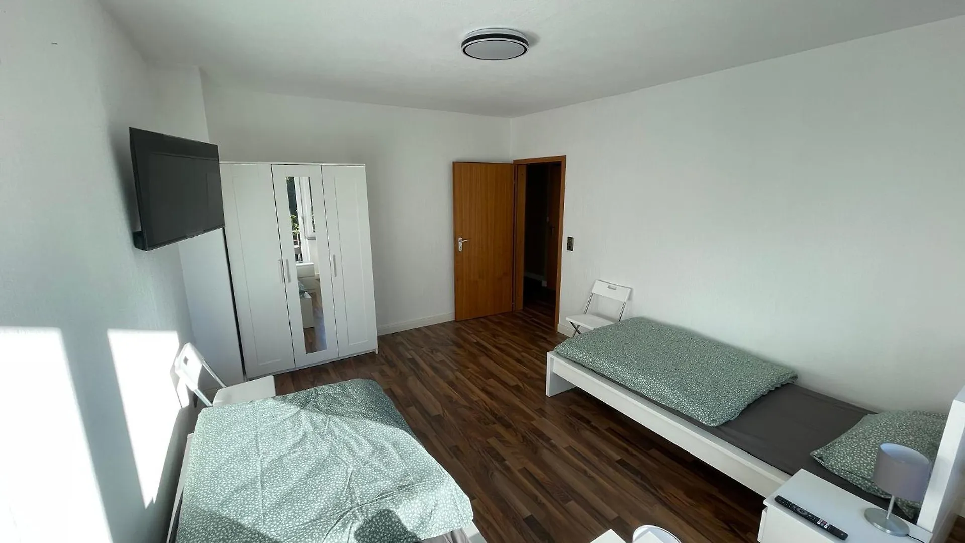 City Haus Fuer 8 Personen Bremen Germany